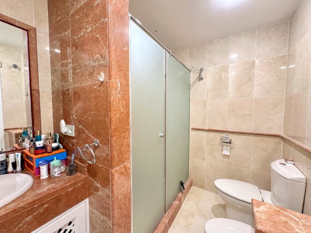 Apartamento con 2 Dormitorios  en Hacienda del Sol