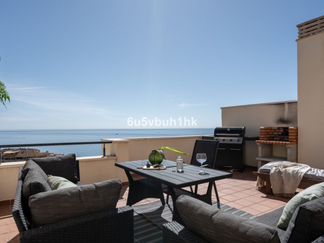 5 Bedrooms Townhouse in Fuengirola