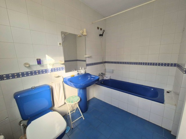 5 Bedrooms Townhouse in Los Boliches