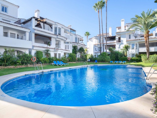 Apartment, Puerto Banús, R5152912