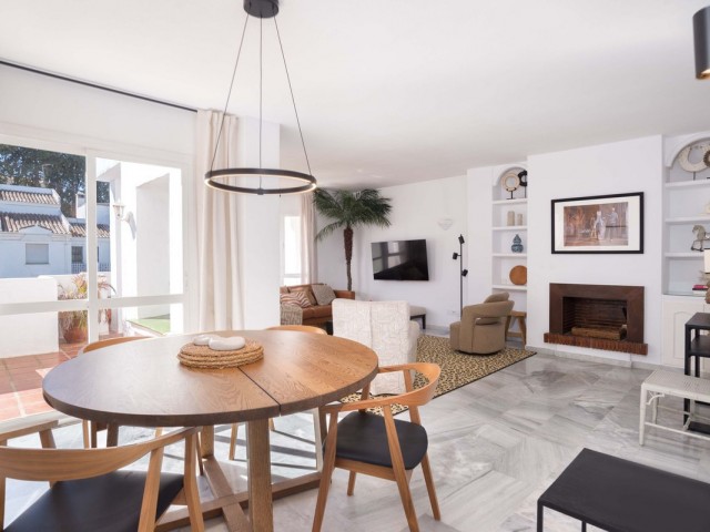 Apartment, Puerto Banús, R5152912