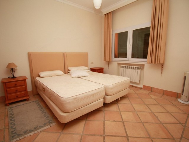 4 Bedrooms Villa in Sotogrande Alto