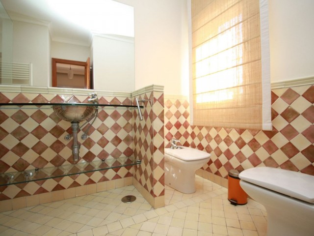 4 Bedrooms Villa in Sotogrande Alto