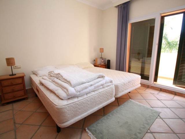 4 Bedrooms Villa in Sotogrande Alto