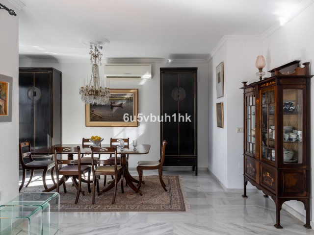 4 Bedrooms Villa in Mijas