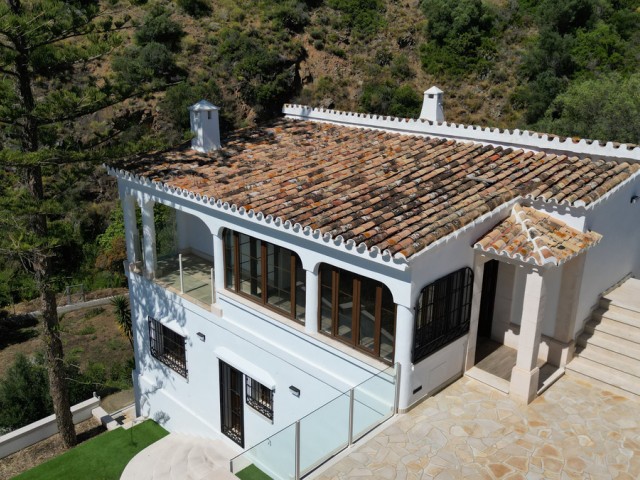 Villa con 3 Dormitorios  en Marbella