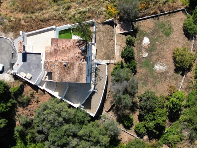 3 Bedrooms Villa in Marbella