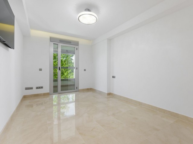 3 Bedrooms Apartment in Marbella