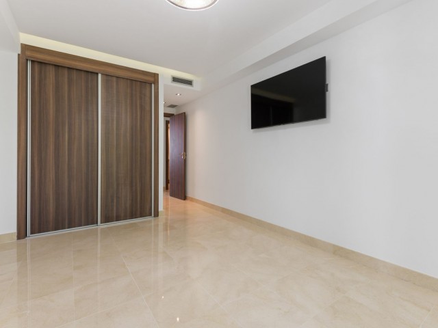 3 Bedrooms Apartment in Marbella