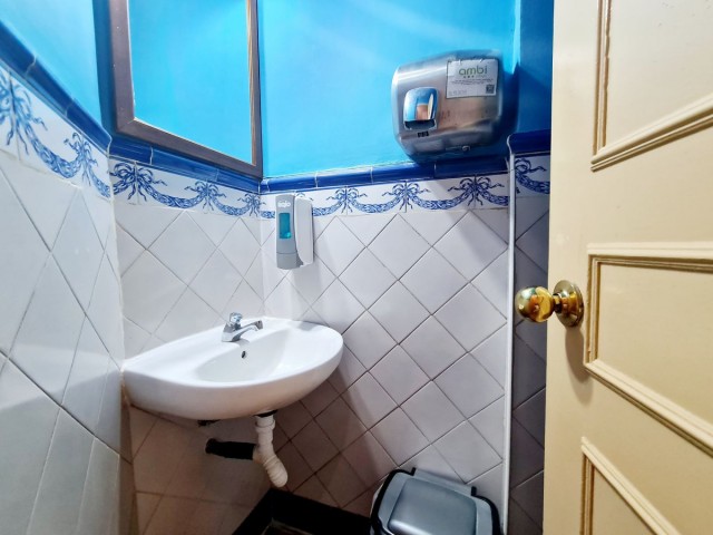 Liikekiinteistö Marbella