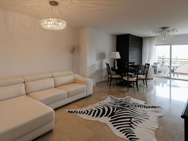 3 Bedrooms Apartment in Guadalmina Alta