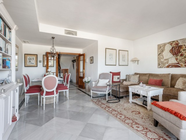 Appartement avec 3 Chambres  à Marbella