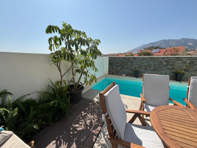 4 Schlafzimmer Villa in Fuengirola