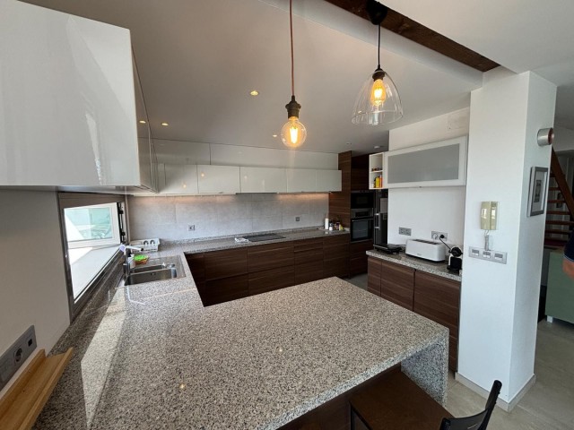 4 Schlafzimmer Villa in Fuengirola