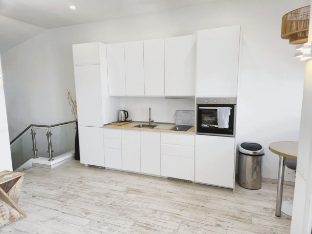 Penthouse avec 1 Chambres  à Puerto de Cabopino