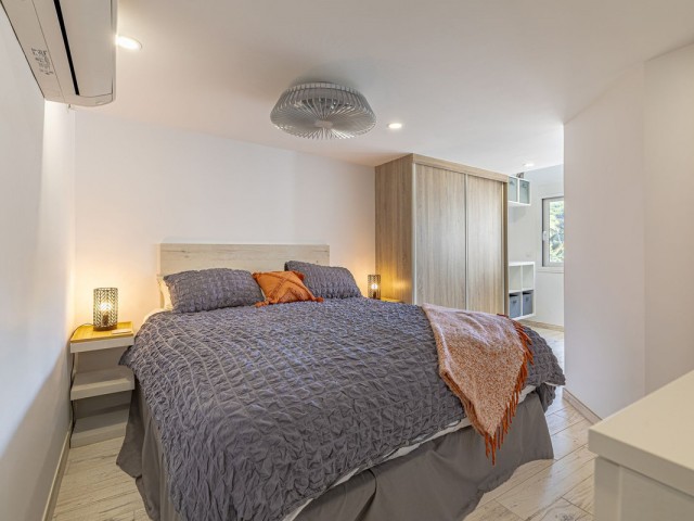 Penthouse avec 1 Chambres  à Puerto de Cabopino