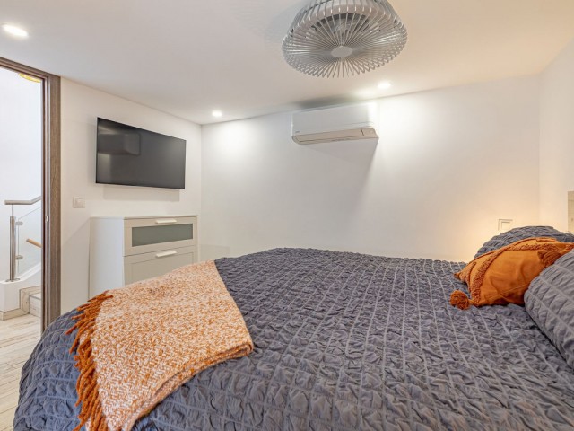 Penthouse avec 1 Chambres  à Puerto de Cabopino