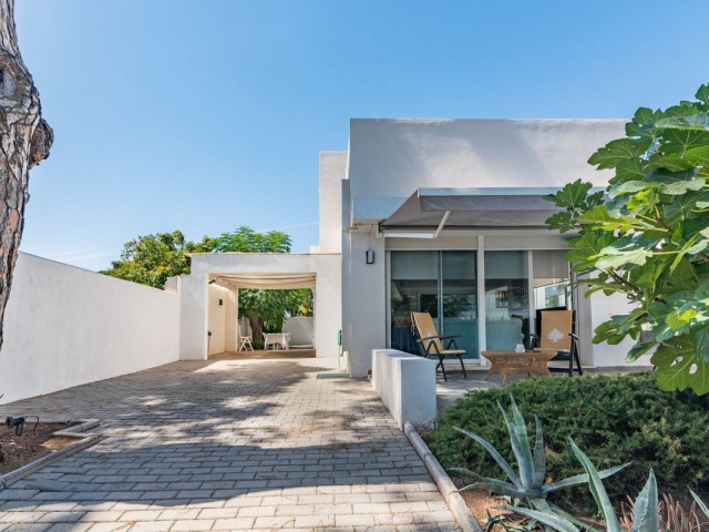 4 Bedrooms Villa in Marbella
