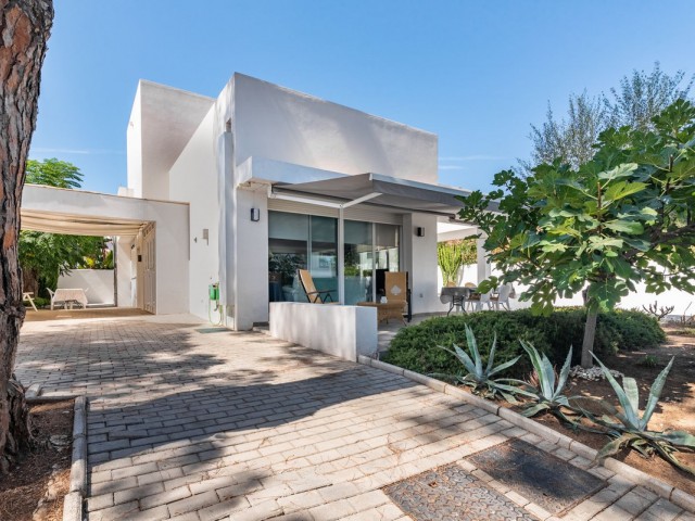 4 Bedrooms Villa in Marbella