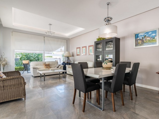 Villa avec 4 Chambres  à Marbella