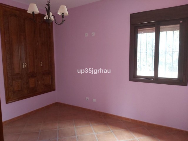 5 Makuuhuoneen Huvila Estepona