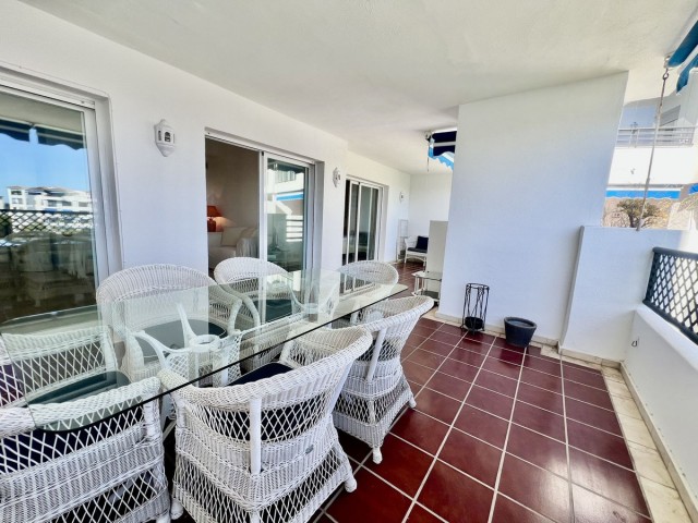 Apartamento con 3 Dormitorios  en Puerto Banús