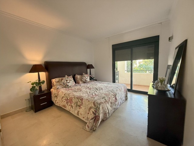 Adosado con 4 Dormitorios  en Atalaya