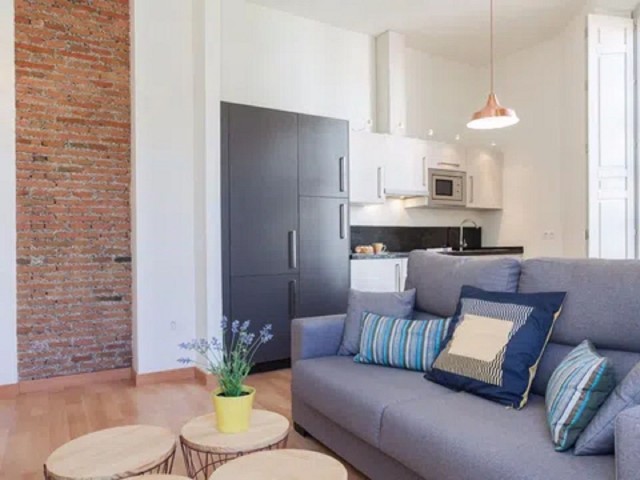 Apartamento con 2 Dormitorios  en Málaga Centro