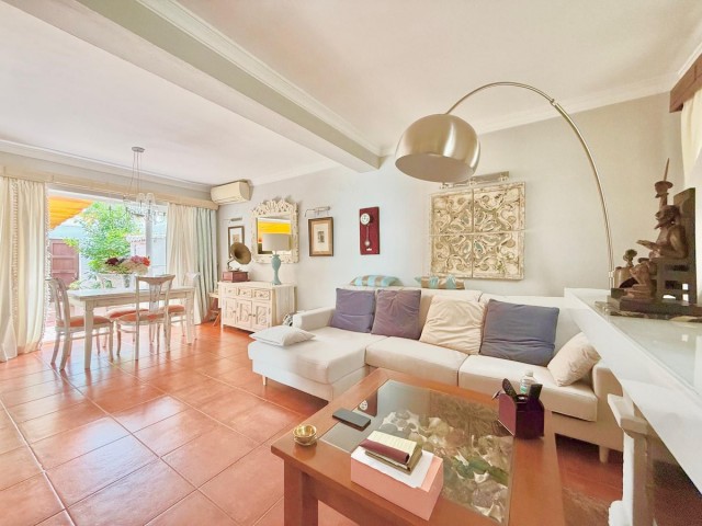 2 Bedrooms Townhouse in Fuengirola