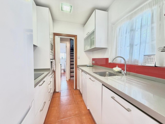 2 Bedrooms Townhouse in Fuengirola