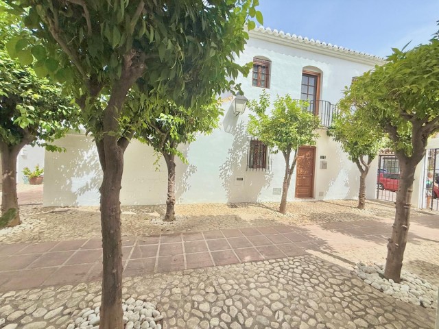 2 Bedrooms Townhouse in Fuengirola