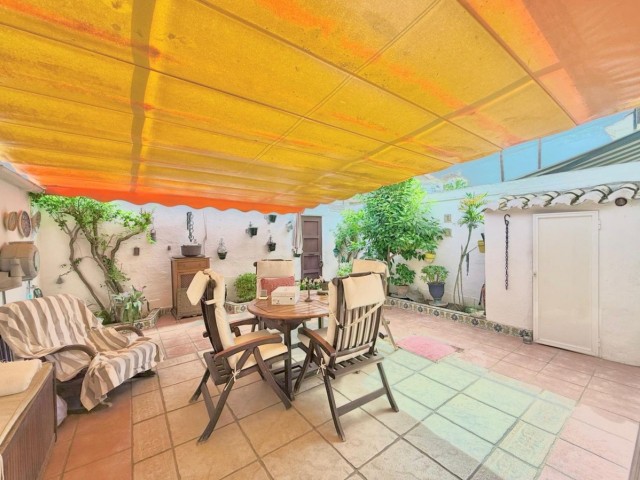 2 Bedrooms Townhouse in Fuengirola