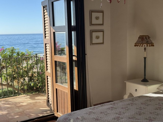 5 Makuuhuoneen Huvila Estepona