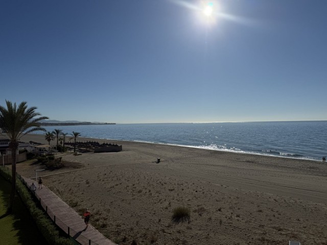 5 Makuuhuoneen Huvila Estepona