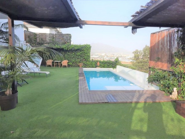 Villa, Cerros del Aguila, R4153921