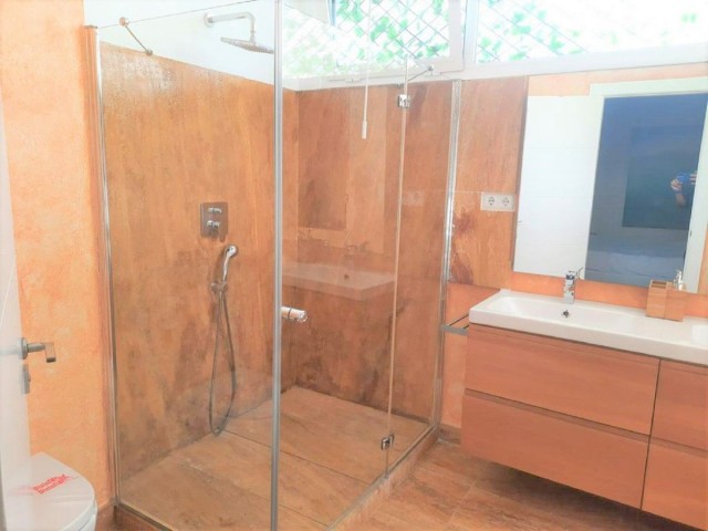 Villa, Cerros del Aguila, R4153921