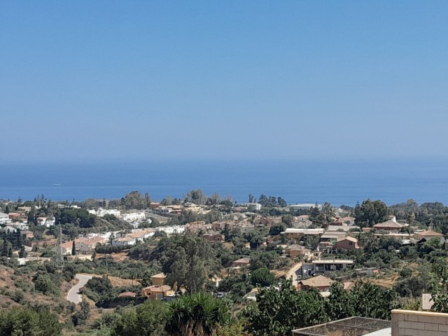 3 Bedrooms Villa in Marbella