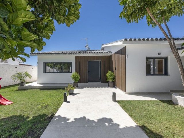 3 Makuuhuoneen Huvila Estepona