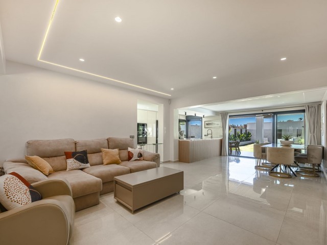 3 Makuuhuoneen Huvila Estepona