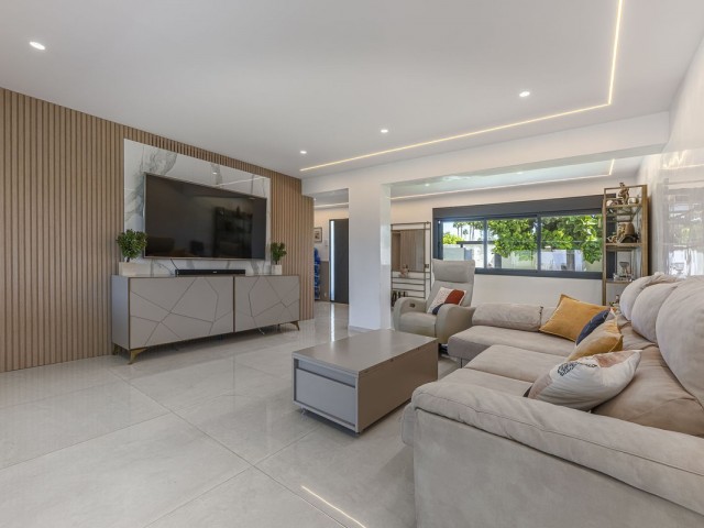 3 Makuuhuoneen Huvila Estepona