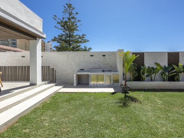 3 Makuuhuoneen Huvila Estepona