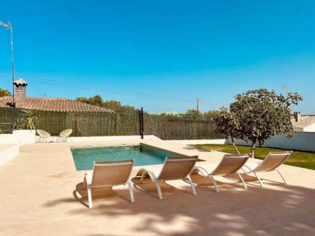 3 Makuuhuoneen Huvila Estepona