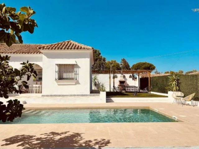 3 Makuuhuoneen Huvila Estepona