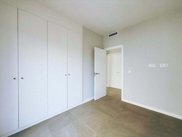 Maison mitoyenne avec 4 Chambres  à Riviera del Sol