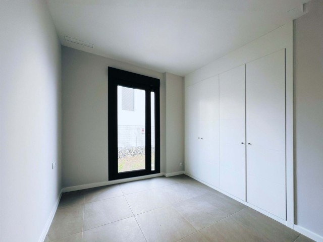 Maison mitoyenne avec 4 Chambres  à Riviera del Sol