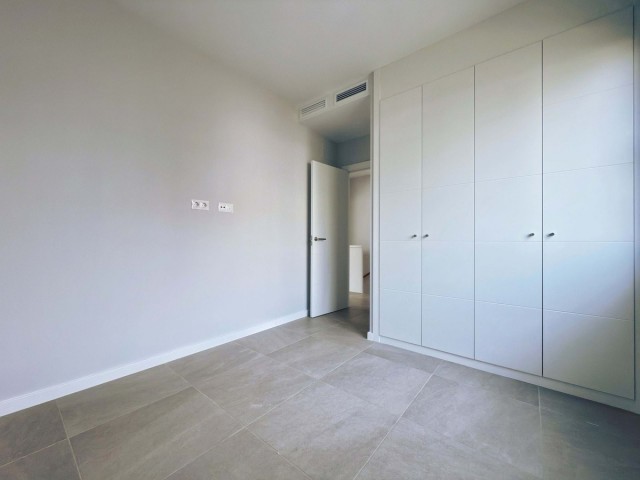 Maison mitoyenne avec 4 Chambres  à Riviera del Sol