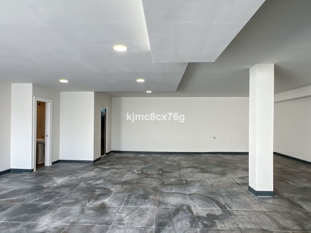 Villa con 5 Dormitorios  en El Faro