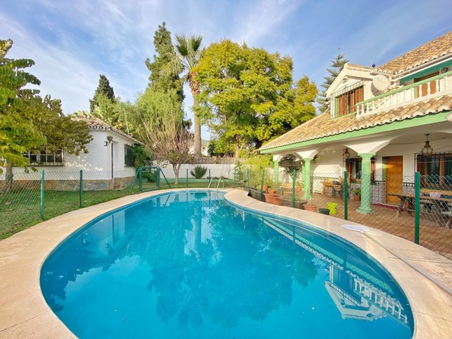 5 Sovrums Villa i Marbella