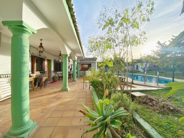 5 Sovrums Villa i Marbella