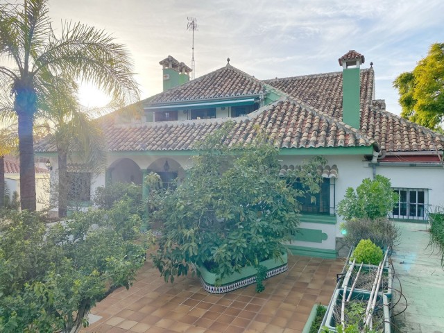 5 Sovrums Villa i Marbella